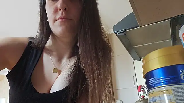 AlejandraDelaney online show from 01-25-25, 08:42