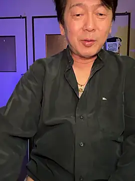 Snapshot of SaneService9 chatting on 05-05-26, 01:13 SaneService9 online show from 05-05-26, 01:13