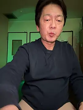 Snapshot of SaneService9 chatting on 05-24-26, 01:21 SaneService9 online show from 05-24-26, 01:21