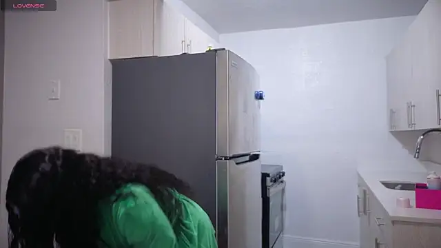 miamiworld online show from 04-21-26, 02:04