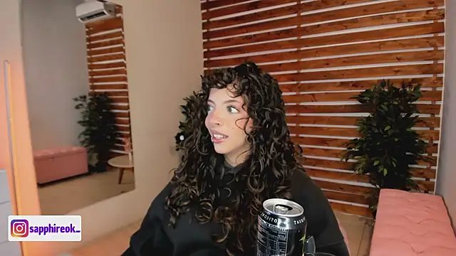 Sapphire Venuss online show from 01-15-26, 12:59