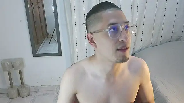 Orionferrer- online show from 12-21-25, 12:18