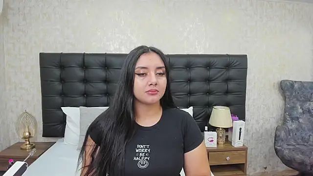 Snapshot of AmaliaDalton chatting on 09-19-25, 11:22 AmaliaDalton online show from 09-19-25, 11:22