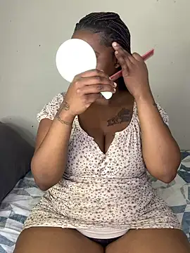 ThickPearlx23 online show from 06-27-26, 09:09
