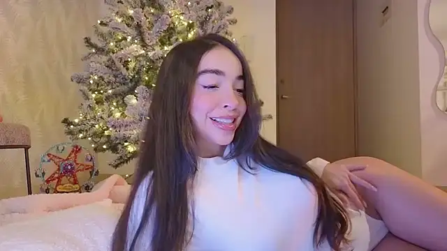 Snapshot of Siny_Moore chatting on 12-29-24, 11:18 Siny Moore online show from 12-29-24, 11:18