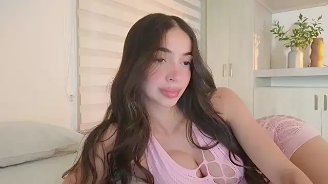 Snapshot of Siny_Moore chatting on 01-27-25, 10:27 Siny Moore online show from 01-27-25, 10:27