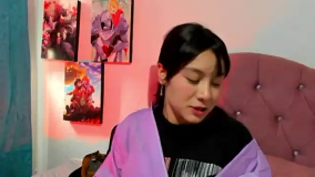 Snapshot of teffy_lee chatting on 05-17-26, 08:27 teffy lee online show from 05-17-26, 08:27