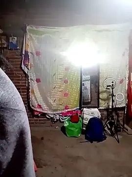 yovana13 online show from 11-17-25, 03:01