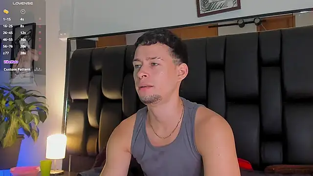 JadeSmiith  online show from 01-07-26, 10:01