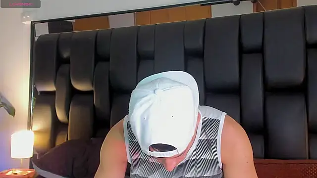 JadeSmiith  online show from 01-09-26, 09:38