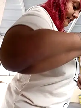 Snapshot of Ambarsexbutler chatting on 03-05-25, 04:13 Ambarsexbutler online show from 03-05-25, 04:13