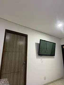 Snapshot of Mattsmiling444 chatting on 01-21-25, 03:26 Mattsmiling444 online show from 01-21-25, 03:26