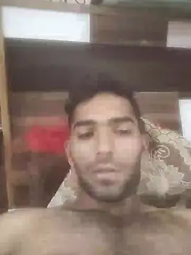 Snapshot of loganwollf chatting on 01-06-25, 01:53 loganwollf online show from 01-06-25, 01:53