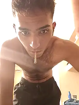 Snapshot of loganwollf chatting on 09-10-25, 07:47 loganwollf online show from 09-10-25, 07:47