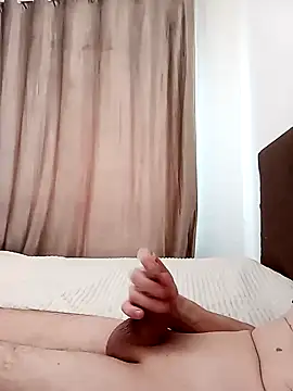 Grifon1973 online show from 02-17-25, 10:07