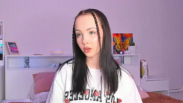 ElisameoW online show from 03-07-26, 05:43