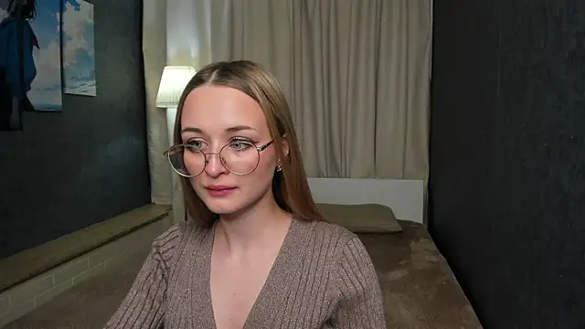 Tiffanyhunt online show from 01-20-25, 03:18