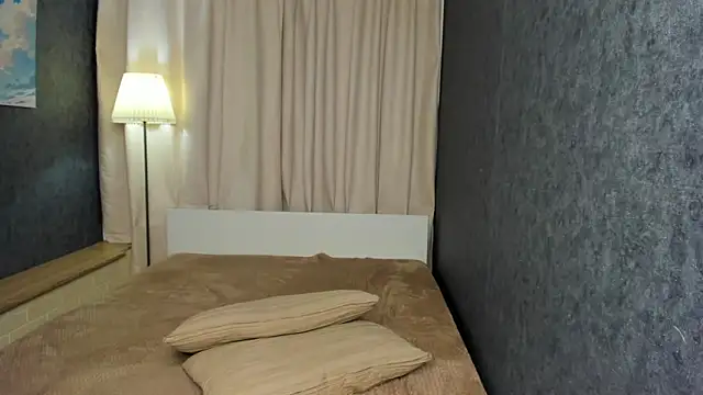 Tiffanyhunt online show from 01-22-25, 06:20