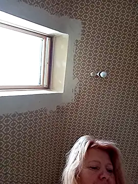 Lauri scherri online show from 10-12-25, 02:16