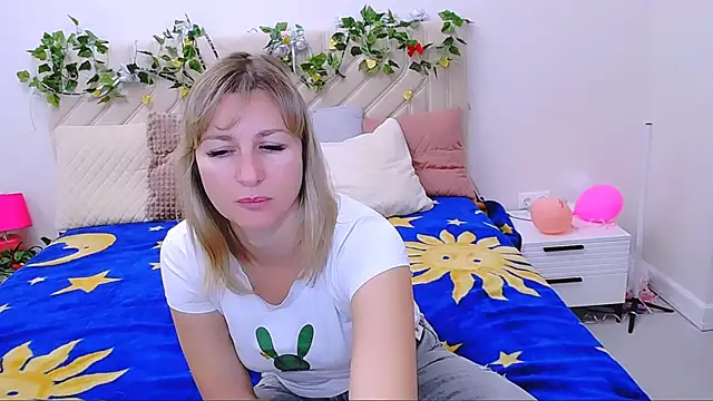 Incredible Ariela online show from 09-22-25, 03:58