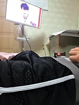 Snapshot of ghghag chatting on 02-08-26, 01:14 ghghag online show from 02-08-26, 01:14