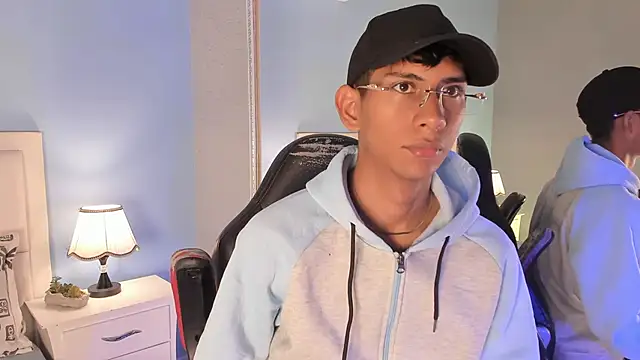 Nick Collins18 online show from 10-21-25, 07:14