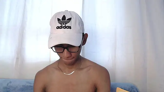 Nick Collins18 online show from 11-20-25, 07:57