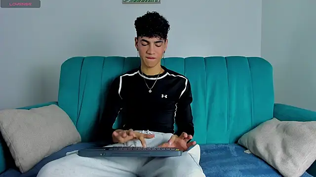 NeoRaptis online show from 01-31-25, 08:01