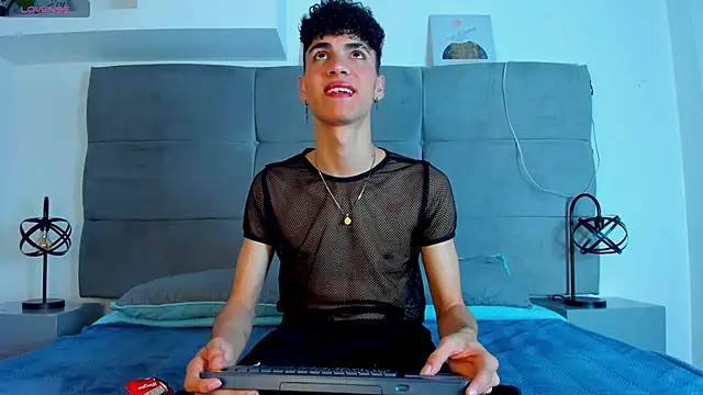 NeoRaptis online show from 02-15-25, 08:01