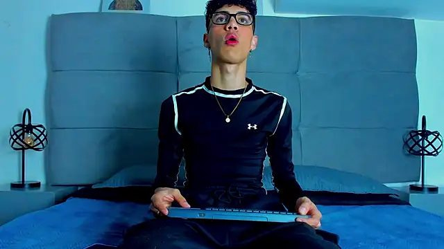 NeoRaptis online show from 03-08-25, 08:03