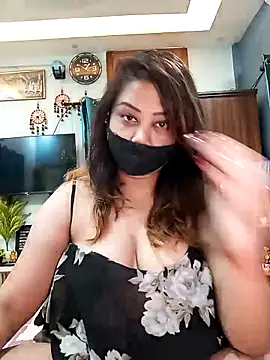 Snapshot of Cute-mona chatting on 04-27-26, 07:45 Cute-mona online show from 04-27-26, 07:45