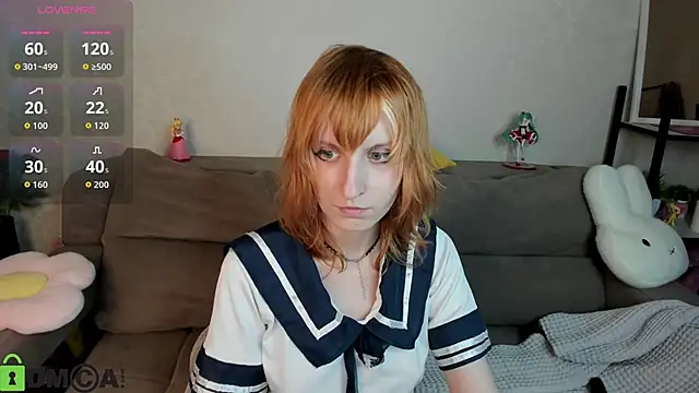 Snapshot of Little_Chips chatting on 06-14-26, 05:26 Little Chips online show from 06-14-26, 05:26