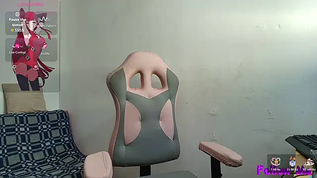 Snapshot of vittorialombardi__ chatting on 05-23-26, 07:13 vittorialombardi online show from 05-23-26, 07:13