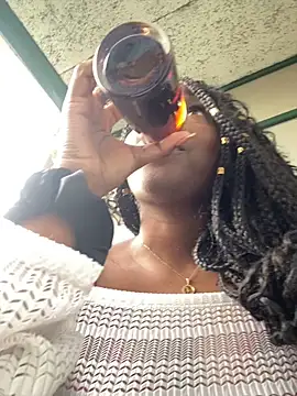 EscorpiLeoncita online show from 05-10-26, 06:24