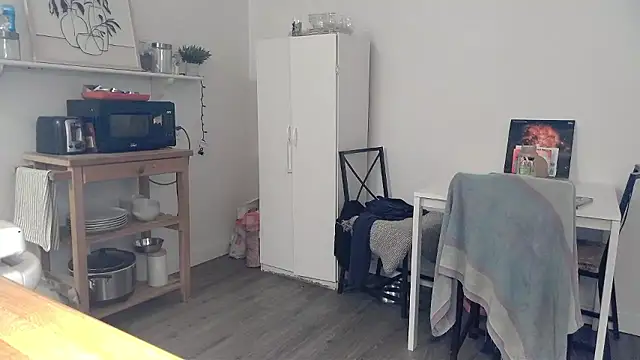 Snapshot of Kittyymaze1 chatting on 01-13-26, 12:43 Kittyymaze1 online show from 01-13-26, 12:43