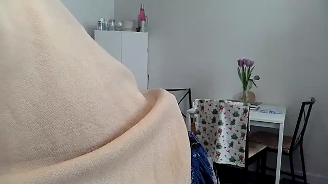 Snapshot of Kittyymaze1 chatting on 03-03-26, 01:17 Kittyymaze1 online show from 03-03-26, 01:17