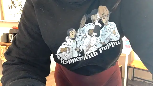 Snapshot of Kittyymaze1 chatting on 03-06-26, 12:45 Kittyymaze1 online show from 03-06-26, 12:45