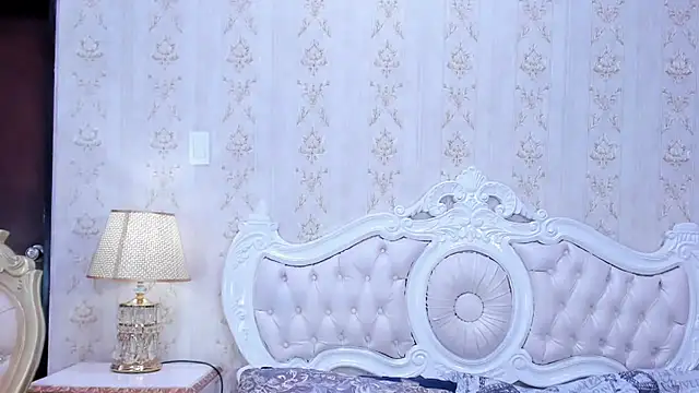 TiaraRosse online show from 02-11-25, 11:43