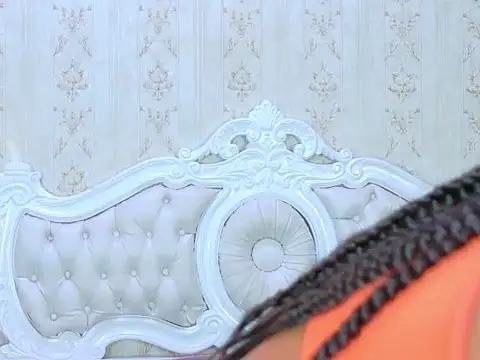 TiaraRosse online show from 09-14-25, 12:15