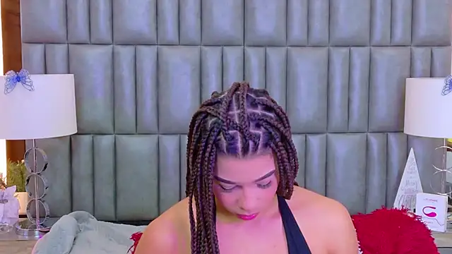 TiaraRosse online show from 02-03-26, 01:27