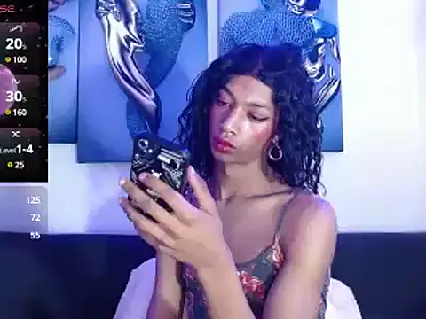 Snapshot of Maidi_ chatting on 12-29-24, 04:40 Maidi online show from 12-29-24, 04:40