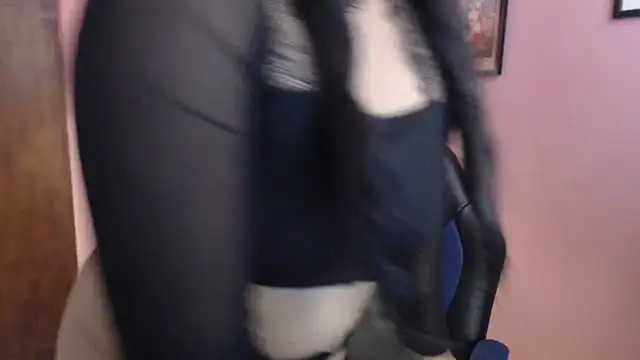 bunnyemilyrose36 online show from 04-22-26, 02:29