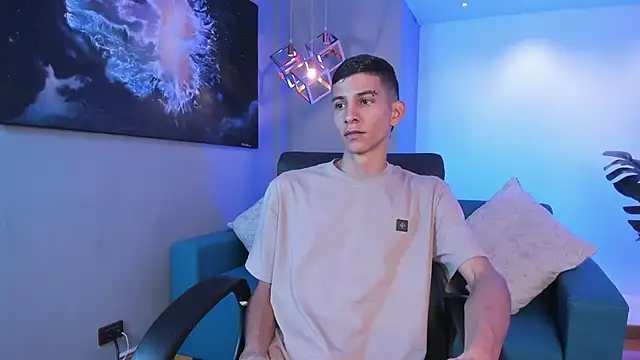 Aaron Scoot online show from 03-07-26, 08:39