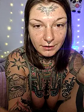 lizzardqueeen online show from 02-06-26, 09:01