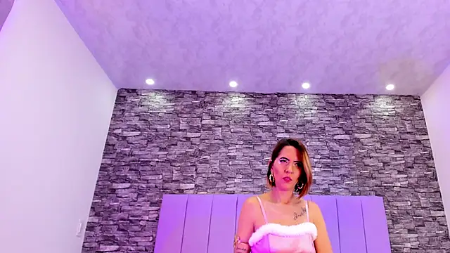 Aixa hill1 online show from 12-20-24, 07:17