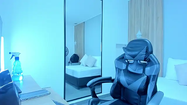 alma fenix online show from 01-15-26, 12:32