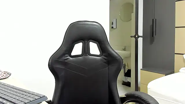 alma fenix online show from 03-17-26, 01:03