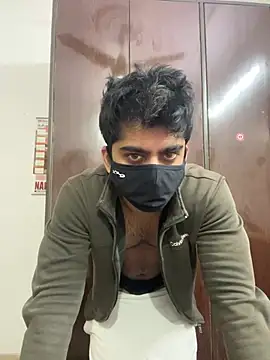 Snapshot of John_desihunk chatting on 12-12-24, 08:36 John desihunk online show from 12-12-24, 08:36