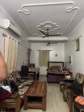 Snapshot of John_desihunk chatting on 01-18-25, 08:41 John desihunk online show from 01-18-25, 08:41