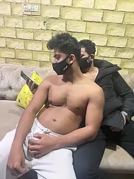 Snapshot of John_desihunk chatting on 01-25-25, 07:49 John desihunk online show from 01-25-25, 07:49